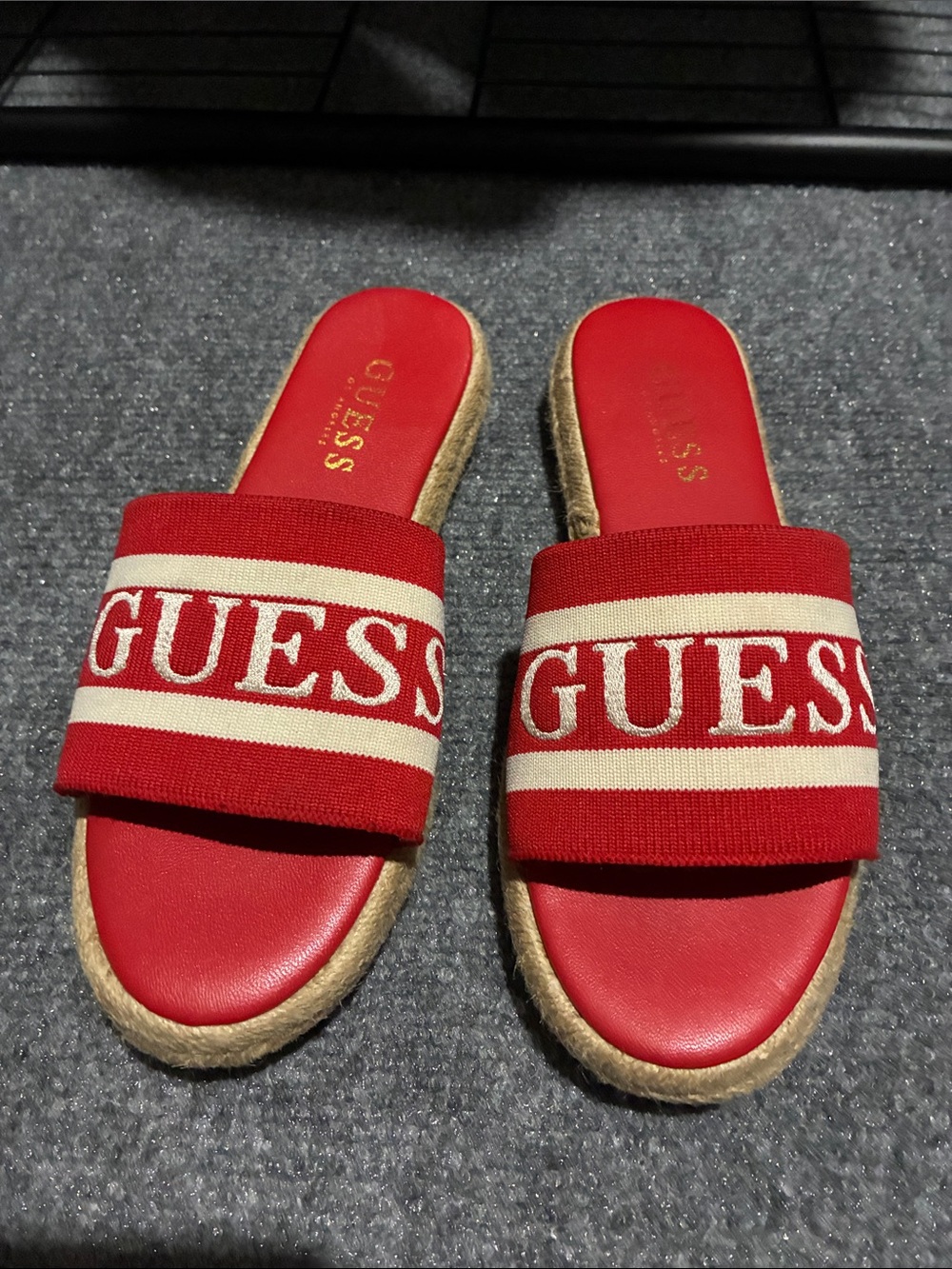 👡 GUESS Red Logo Espadrille Slide Sandals